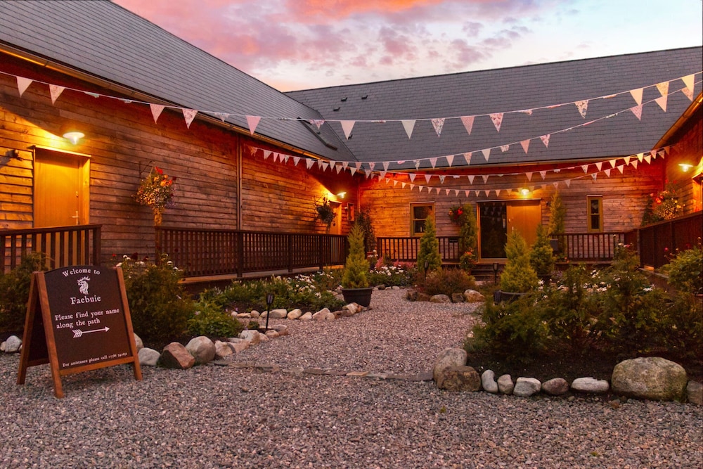 Hotel Faebuie Cottages - Image 1