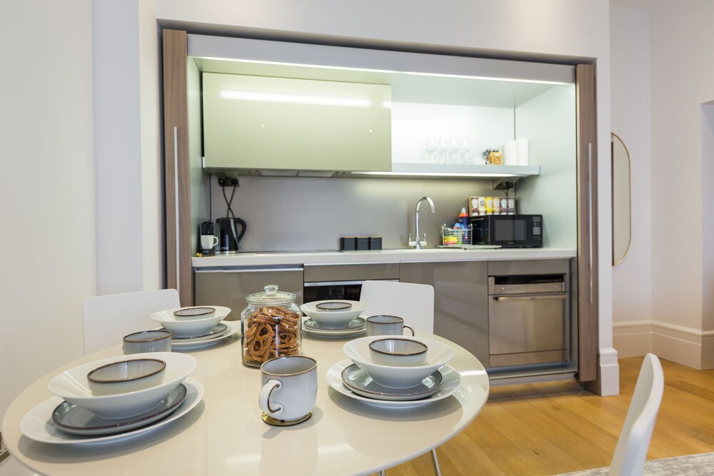 The Dorset Suite - Stylish New Apartment Near Marylebone and Baker Street