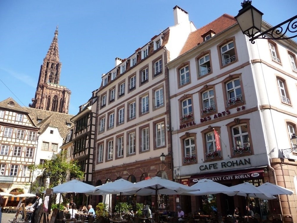 Hotel des Arts - Image 1