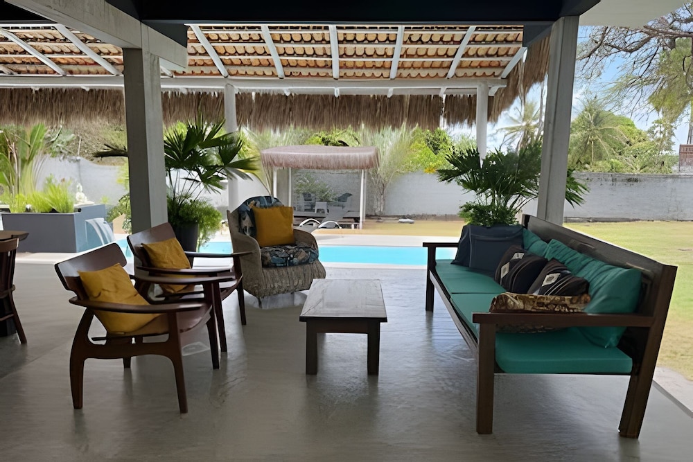 Oceana Suites Casa Algaroba