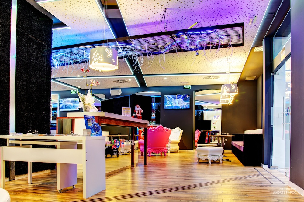 Urban Youth Hostel