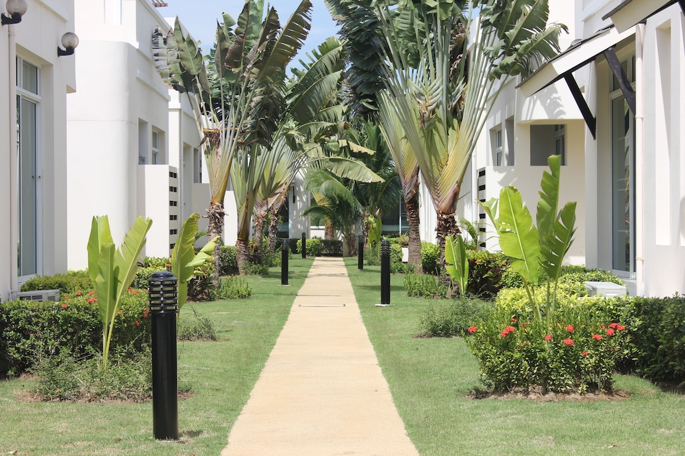 Talay Tara Resort