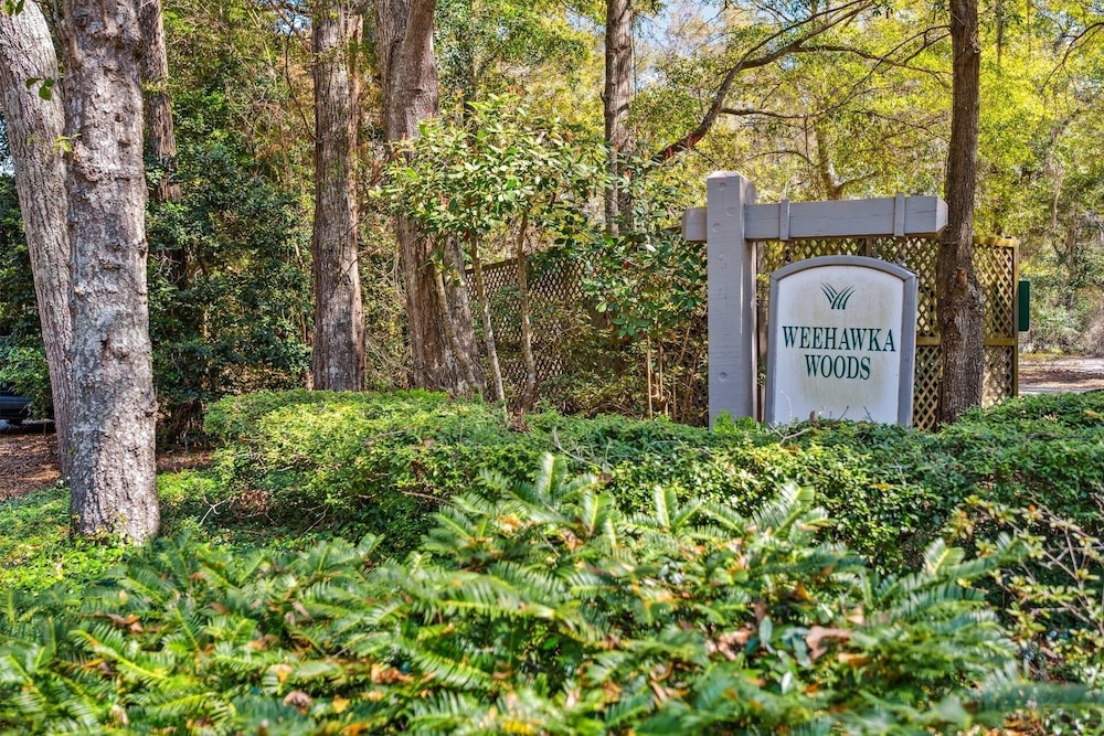 55-2 Low Country Get-a-way 2 Bedroom Condo