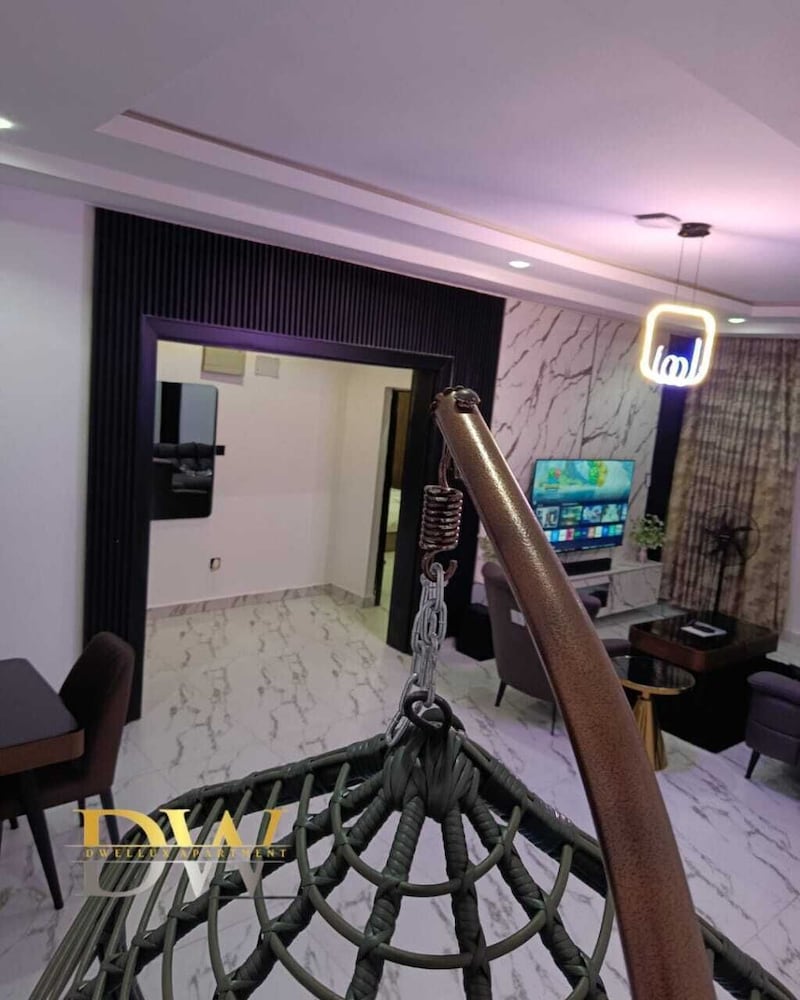 Dwellux Apartments