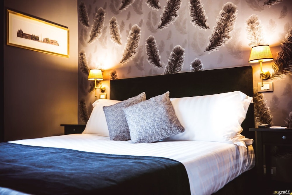 Parrasio Hotel
