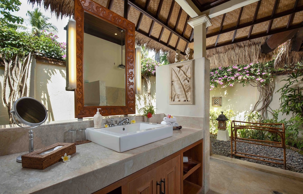 Alam Anda Ocean Front Resort & Spa view 2