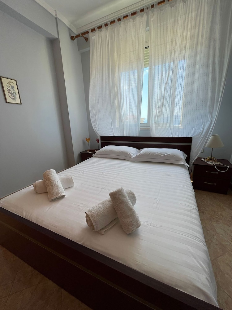 ERAL Apart-Hotel