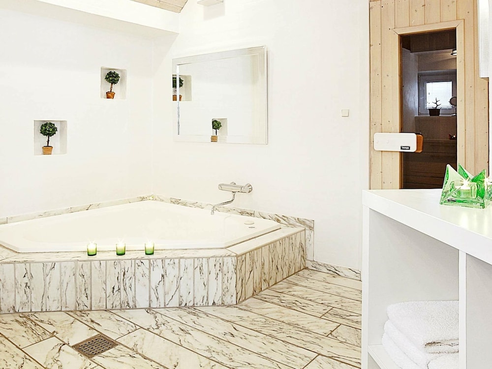 Luxury Seaside Retreat - By Traum Ferienwohnungen view 2