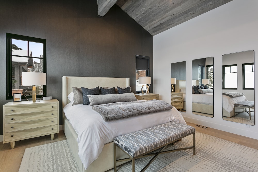 50 - Six Bedroom with Spa Stag Lodge 6 Condo
