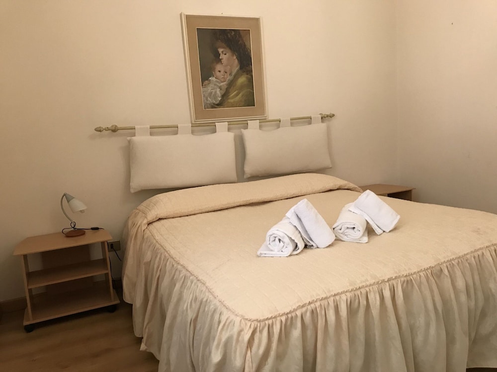 Villa in Torri del Benaco by Lake Garda view 4