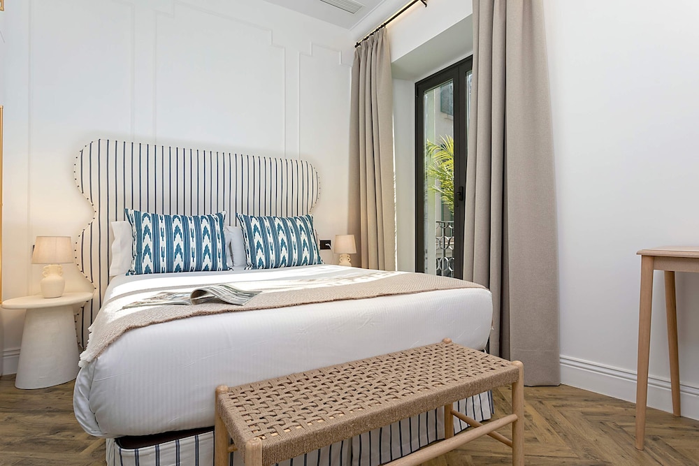 Exclusive Duplex in Seville Center Lagar II