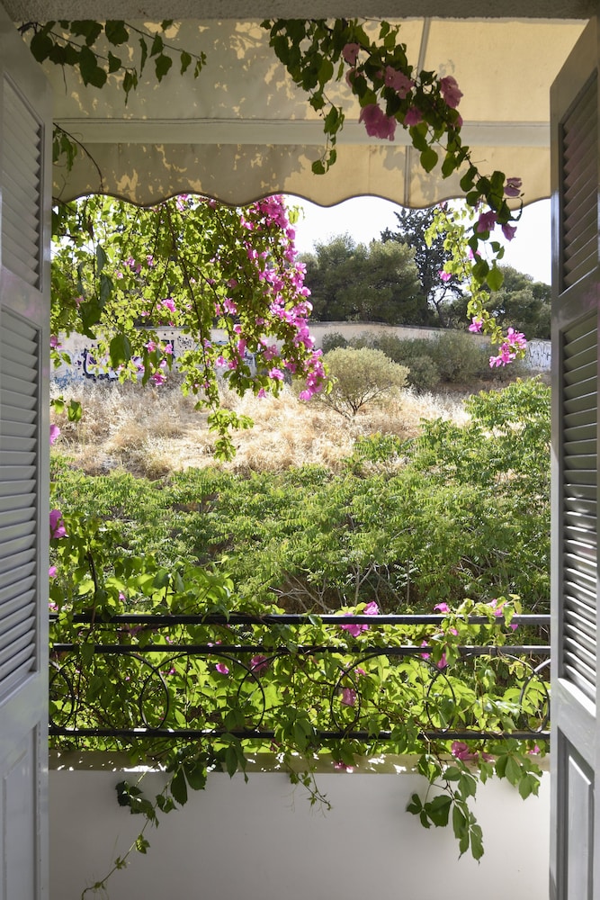 Athens Green Apartments