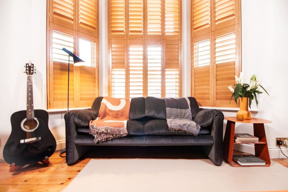 Tranquil Catford Retreat: Sleeps 4, With Garden