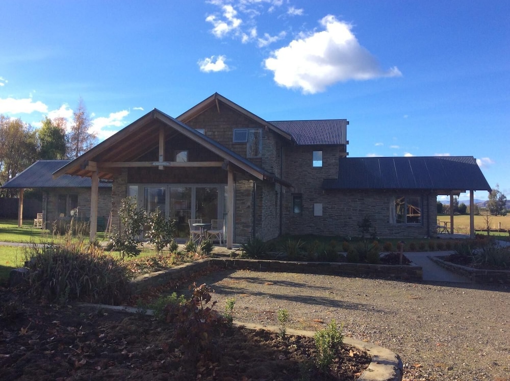 Golf Course Road Chalets — photo 14