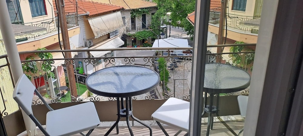 EAR - House Karia Lefkada view 2