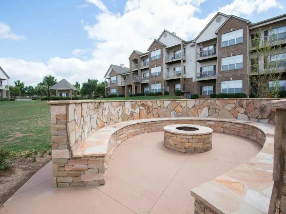 Landing Apartments - Atlanta