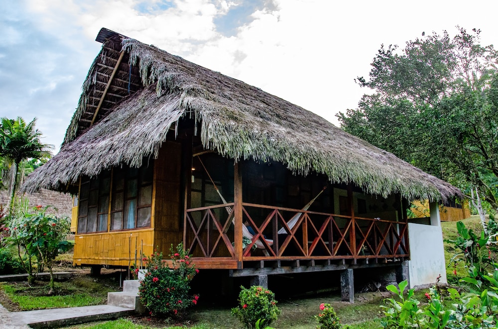 YARINA Eco Lodge