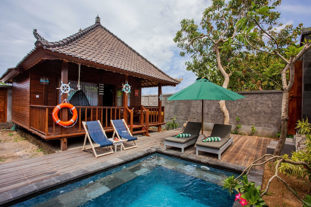 Sunset Garden Nusa Lembongan