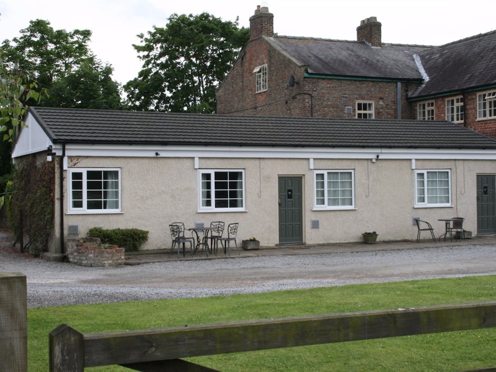 Manor Guest House