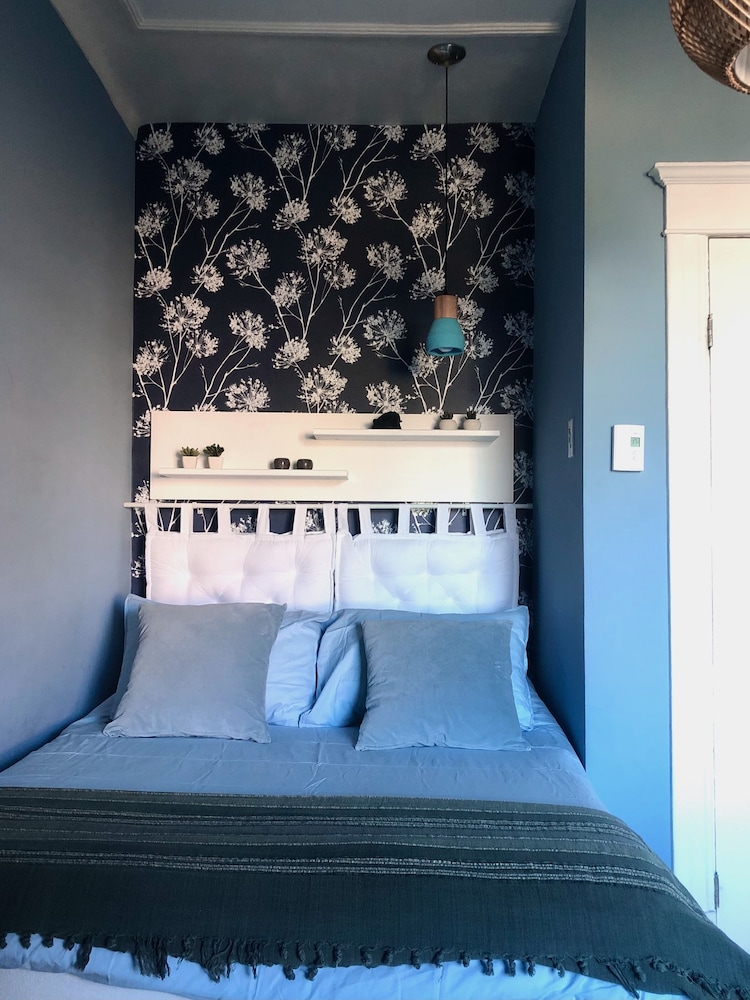 The Authentic and Charming Montrealer - Image 2