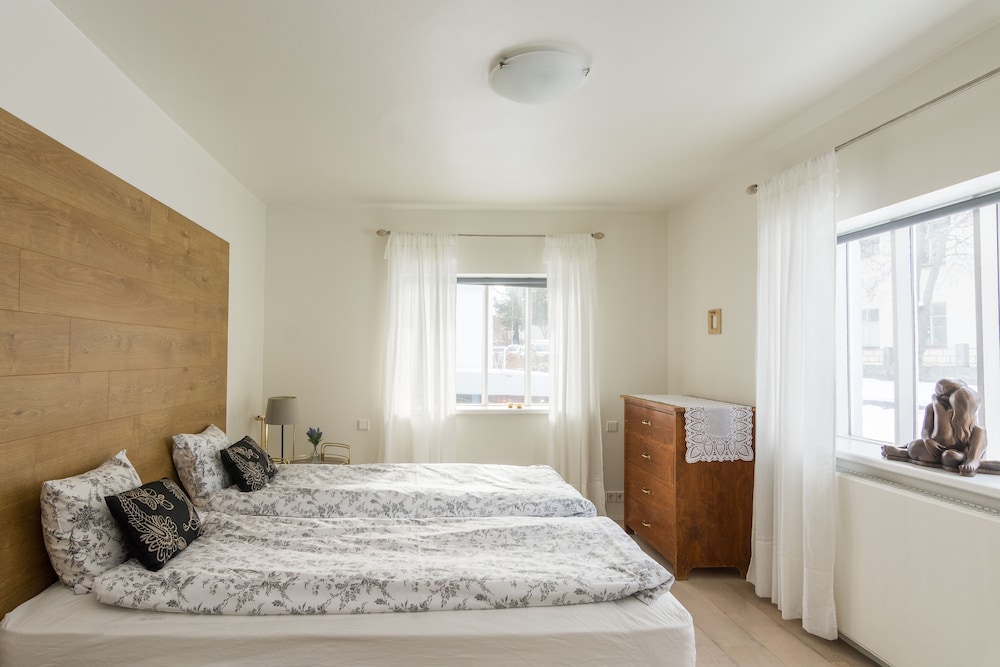 Bjarmó Guesthouse
