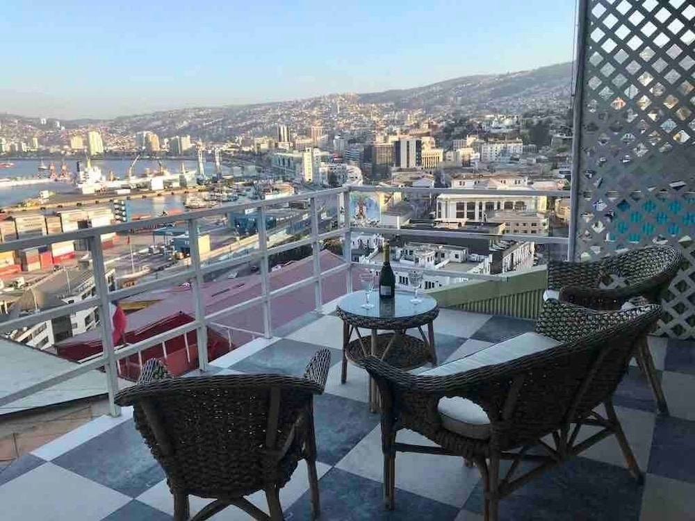 Casa porteña en cerro Artilleria