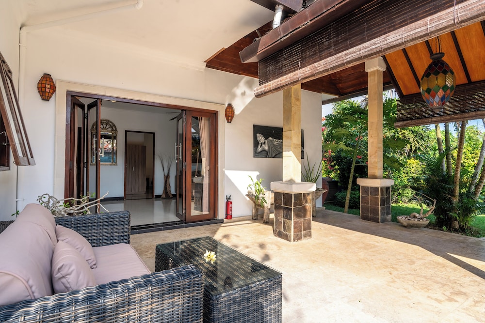 Tropical Villa Matahari