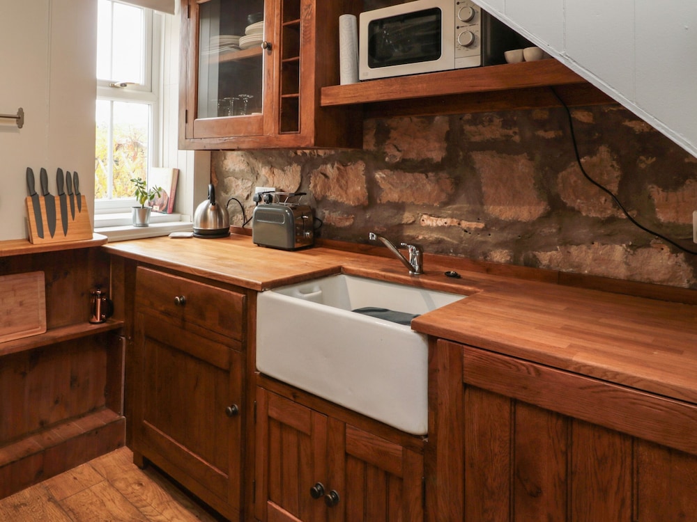 Maple Tree Cottage