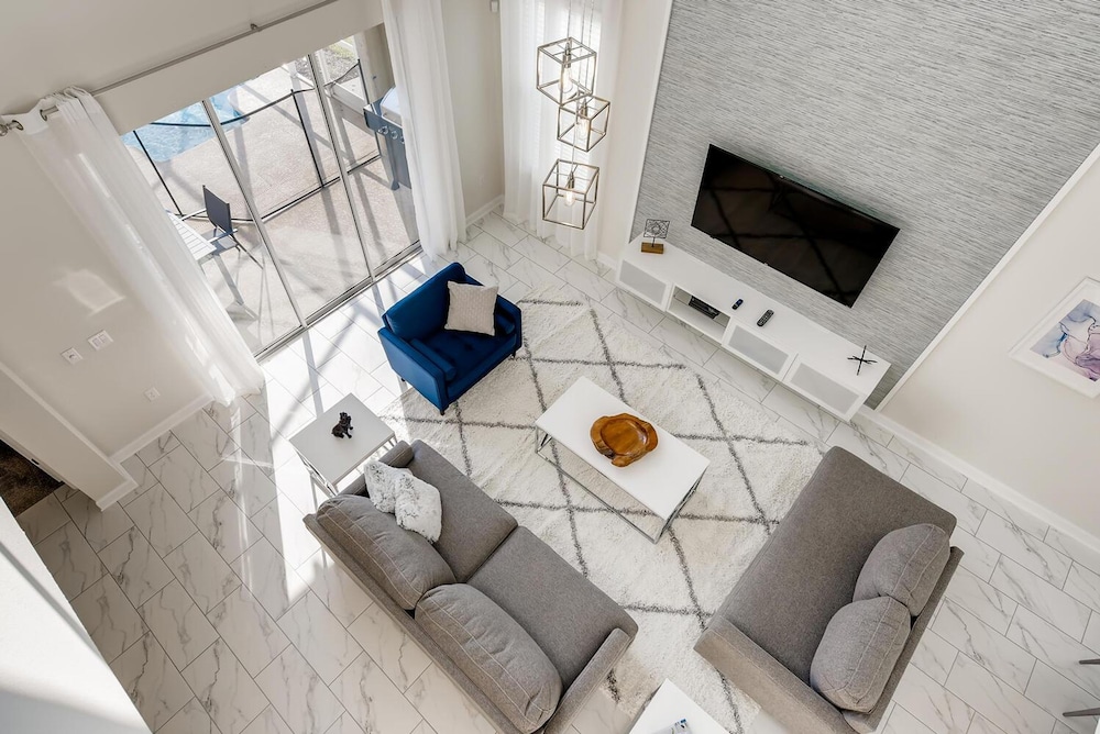 871 DS - Exquisite 5BR Retreat With Pool view 5