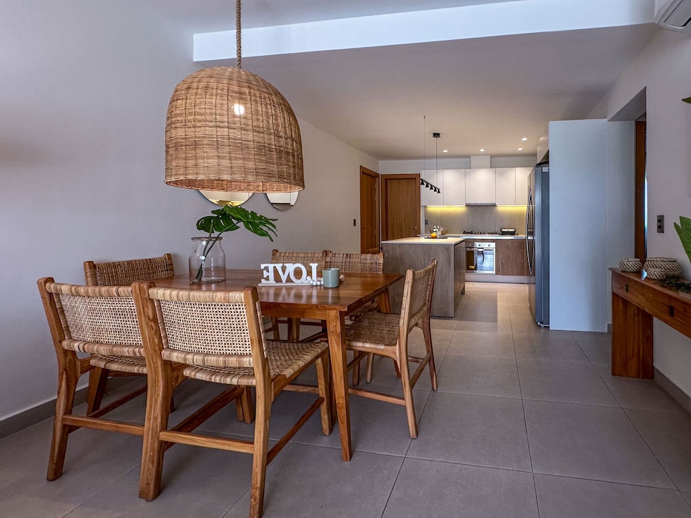 Fantastic new Golf View Apartment