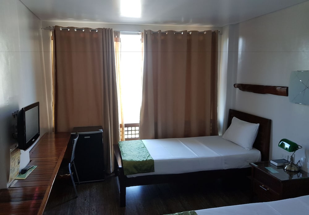 GAP Plaza Hotel