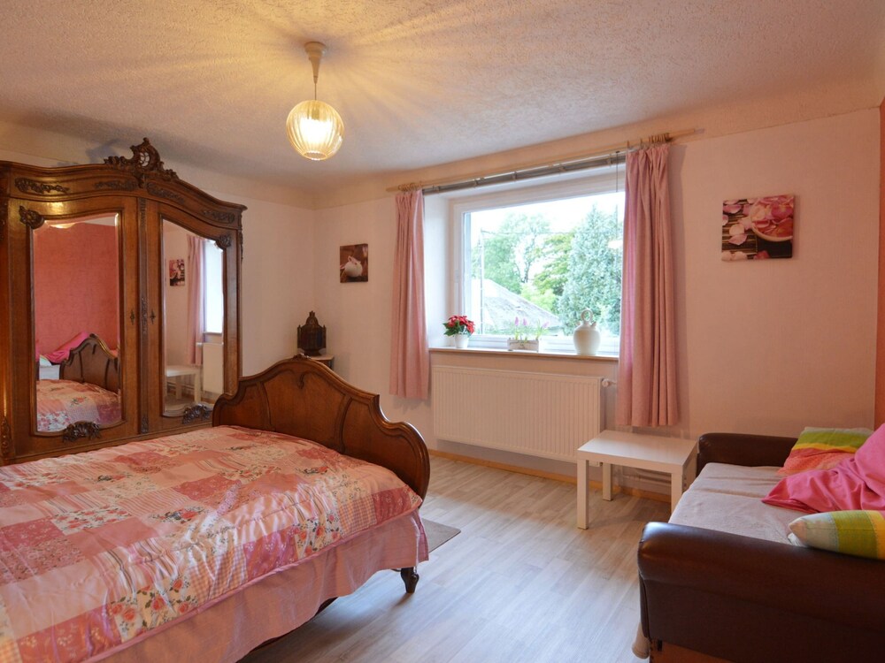 Holiday Home With Garden, Heating, Barbecue view 4