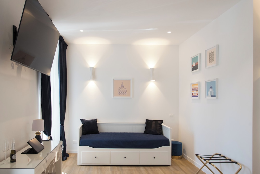 Colosseum suites by Glen