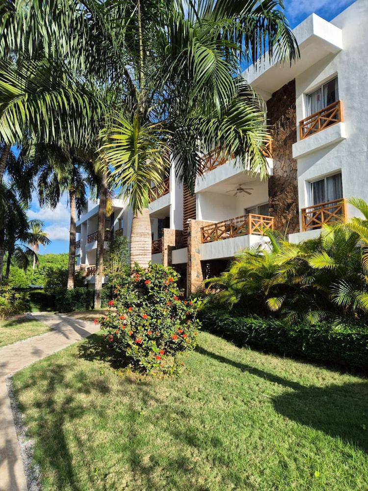 Large 3-bedroom Apartment
