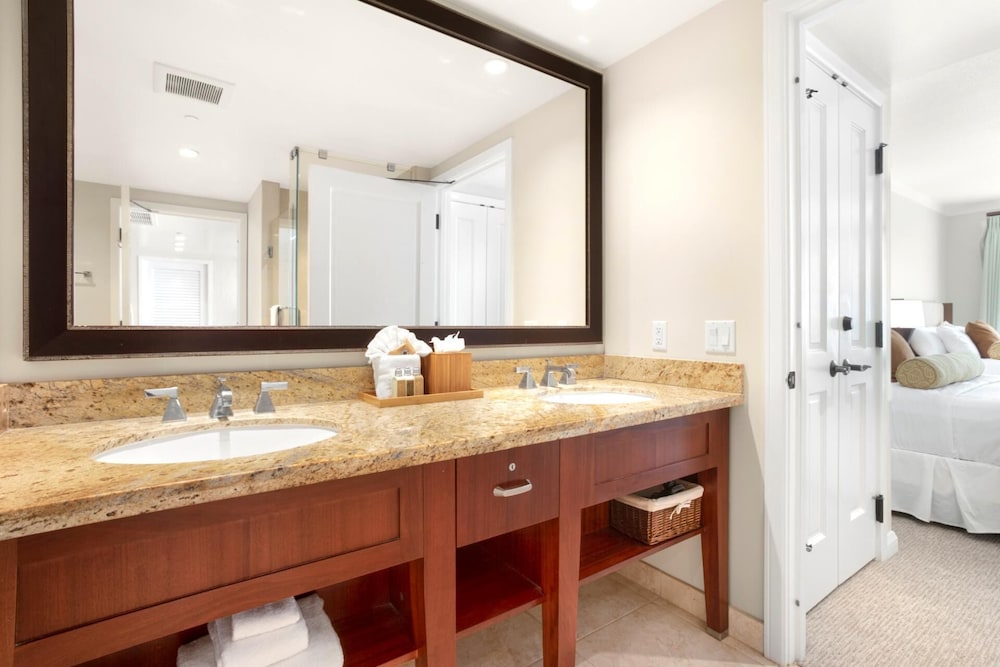 Honua Kai Konea 2 Free Rental Cars KBM Resorts Extra Large Corner Suite! 2 Units, 4 Bedrooms Ml-1397