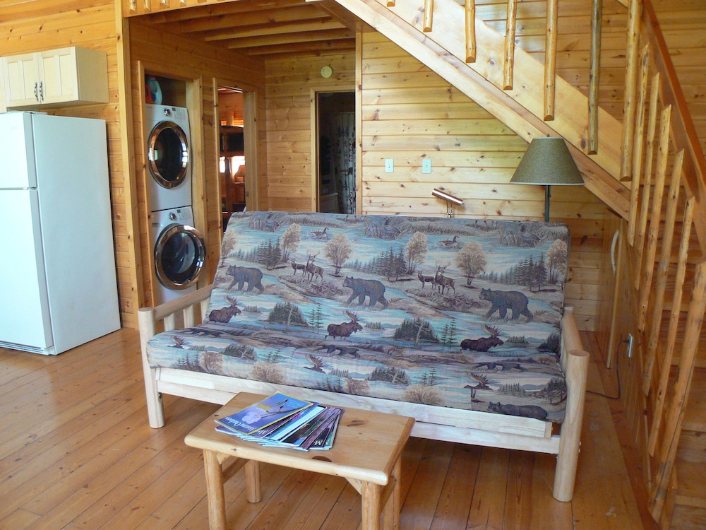 Smoky Bear Ranch Bed & Breakfast & Cabins