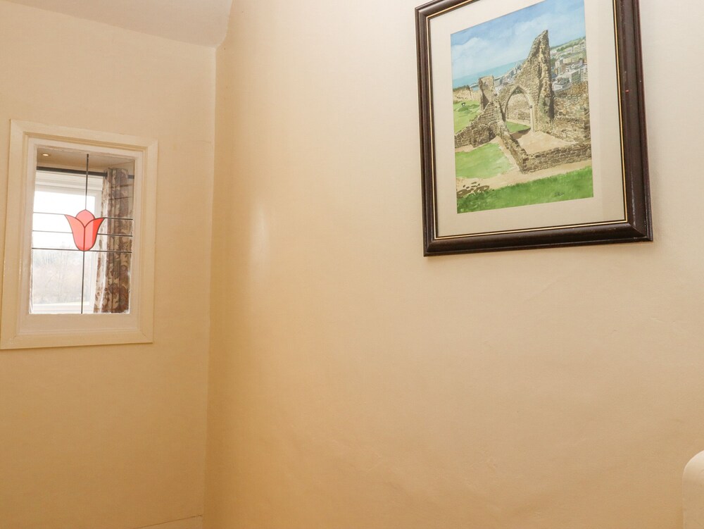 Photo 35