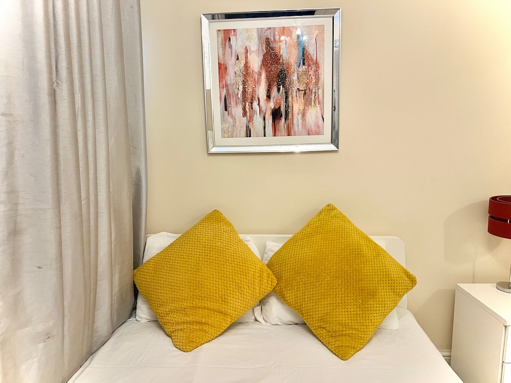 Cosy London Retreat Near Tower Bridge