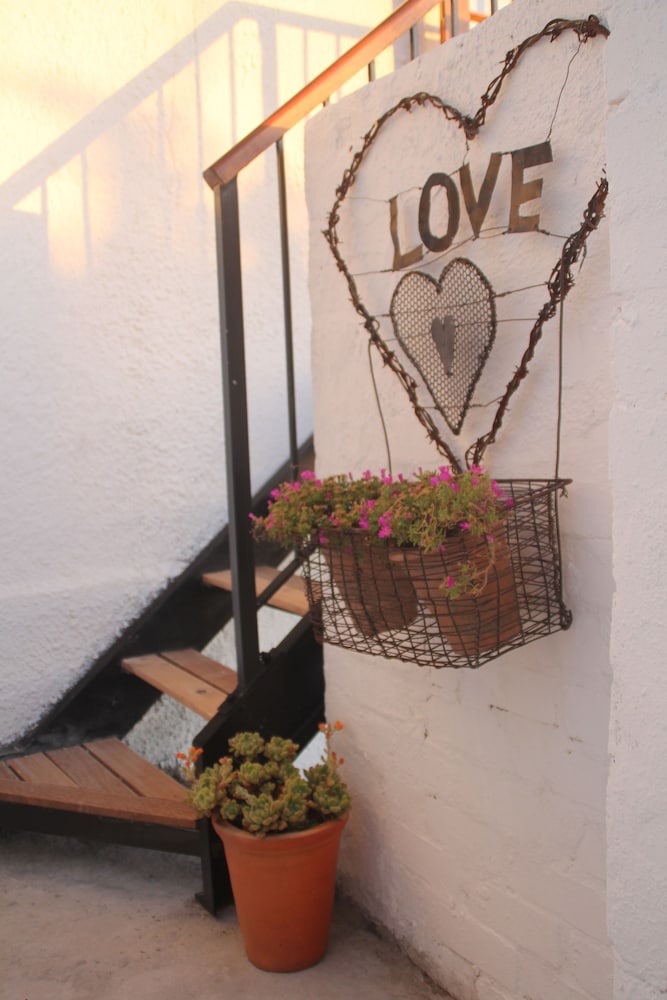 Acara Guest Cottages
