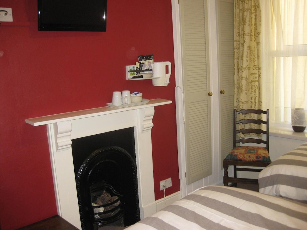 Acorns Guest House