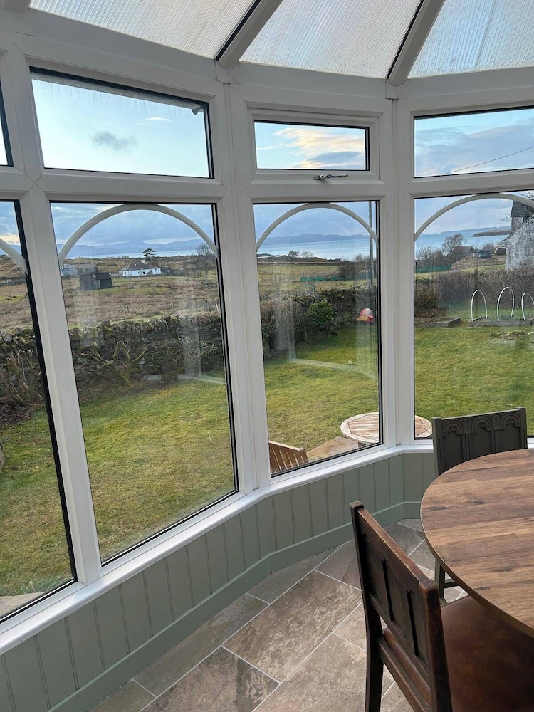 2 Guests - Bbq & Patio - Sea Views