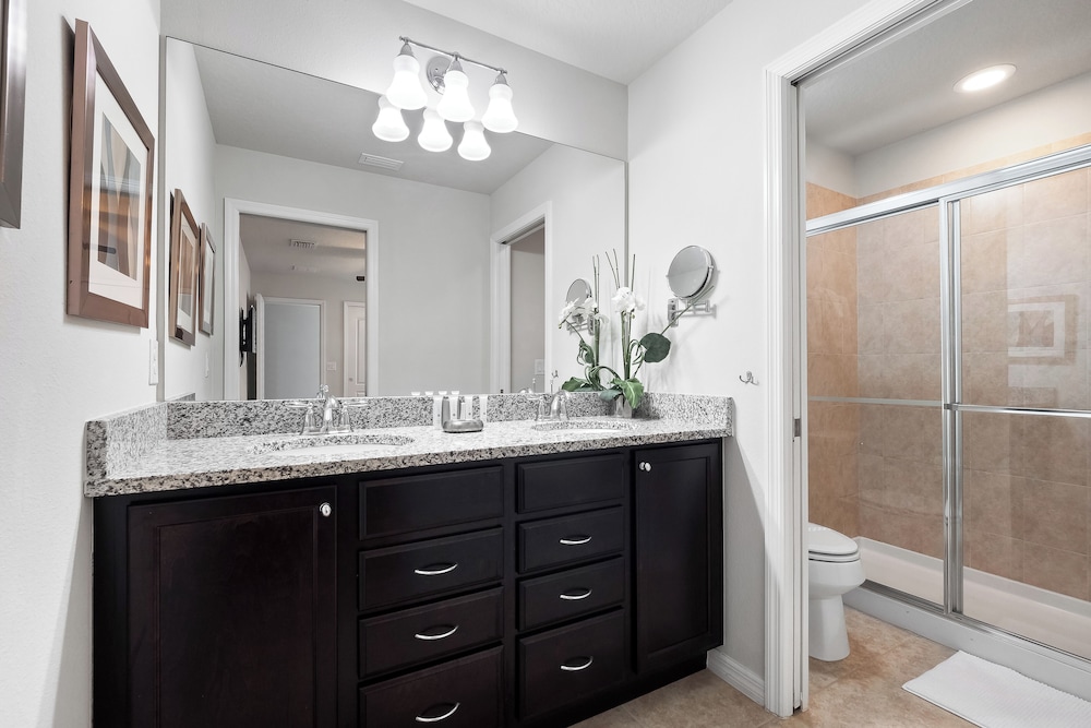 Game Room & Resort Perks: Family Kissimmee Home!