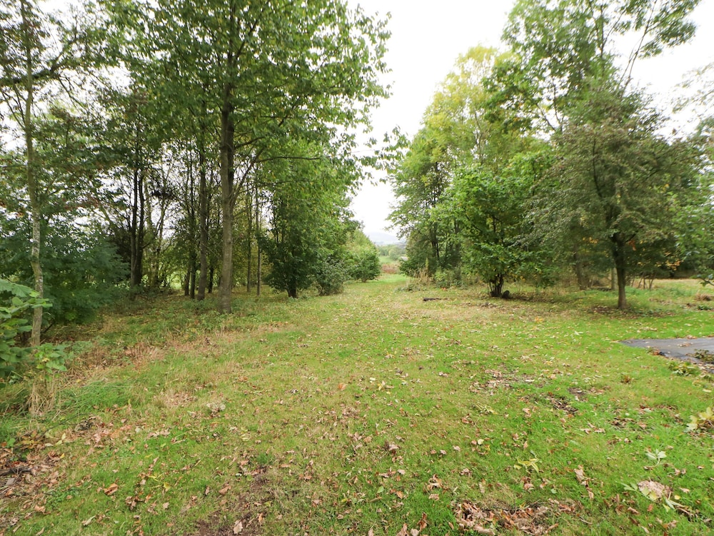 Holly Lodge