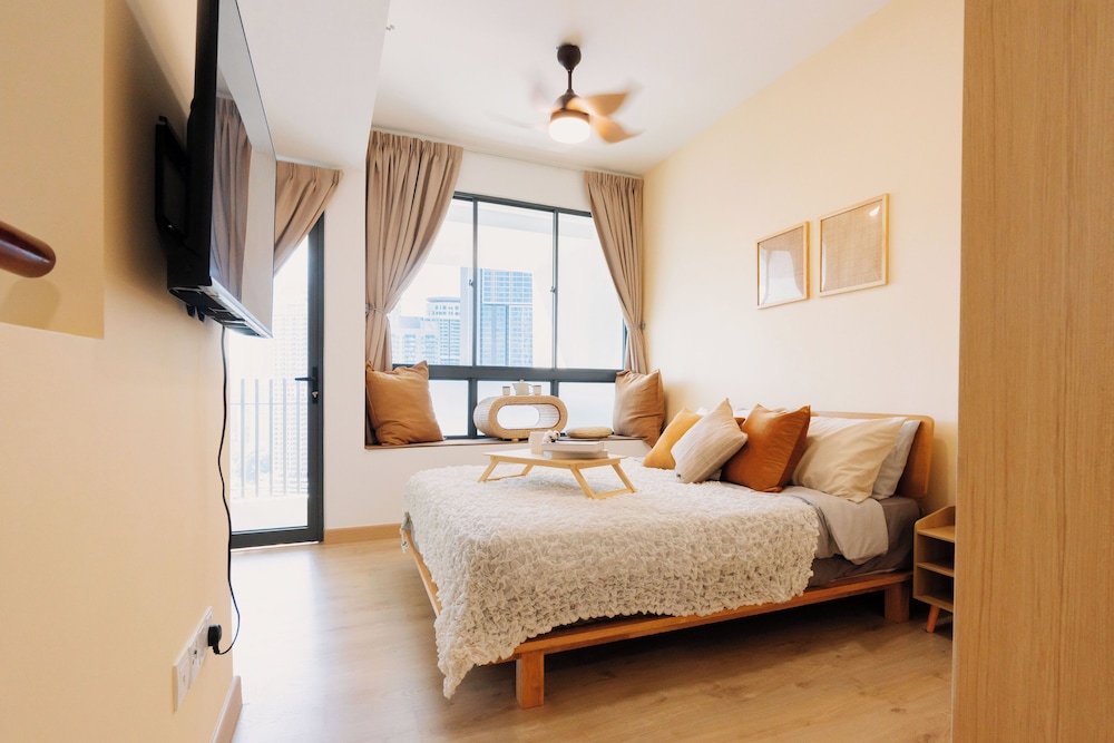 NaiBnB @ The Colony by Infinitum