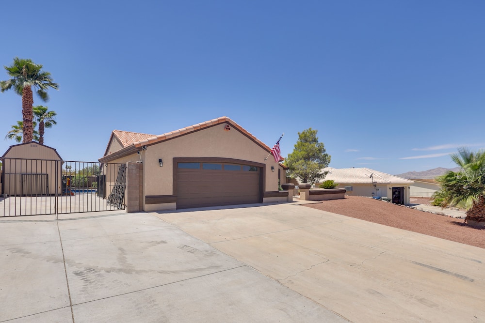 Lovely Bullhead City Retreat w/ Patio & Grill!