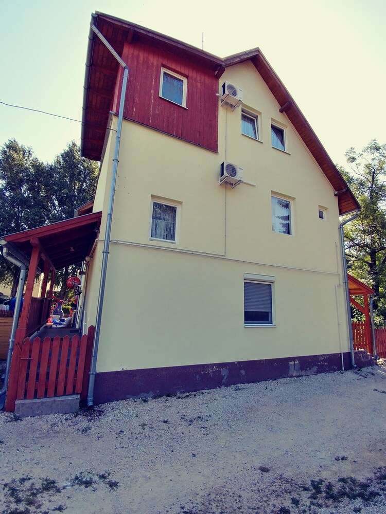 Joy guesthouse