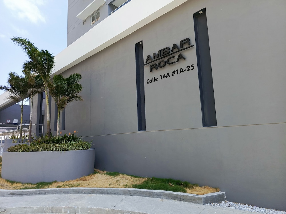 Apartasuites Ambar Roca - Rodadero