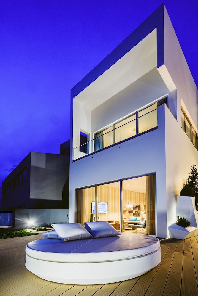 Villa Carlota by Holiday Rental Management