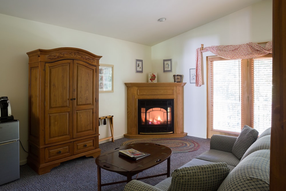 The Inn at Stockbridge view 2