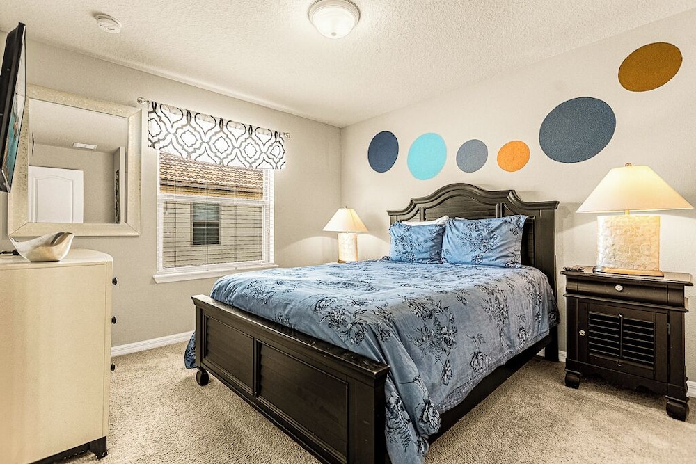 9BR Luxury Vacation Villa near Disney